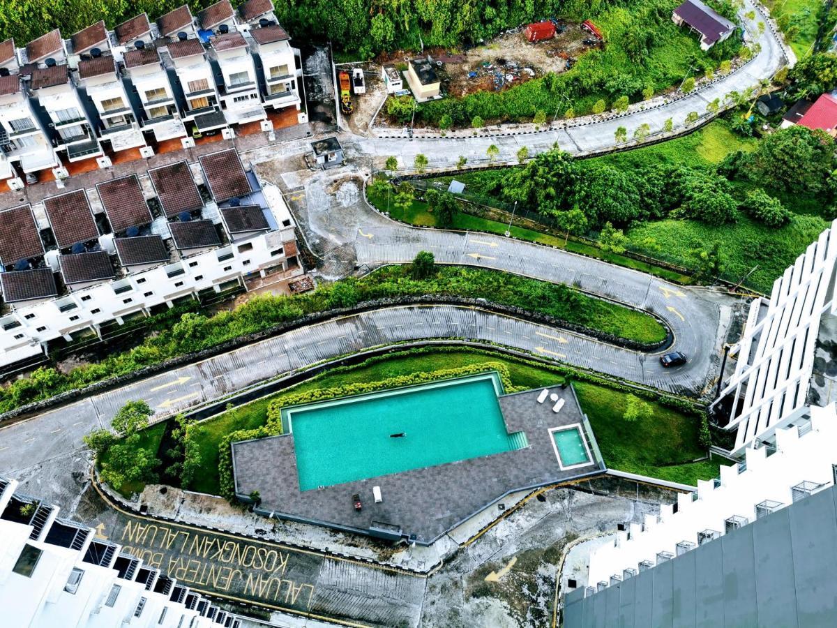 Mr.J Homestay Тайпинг Экстерьер фото